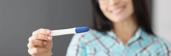 Portrait Young Happy Woman Hold Pregnancy Tests Female Got Big — Stock Photo, Image