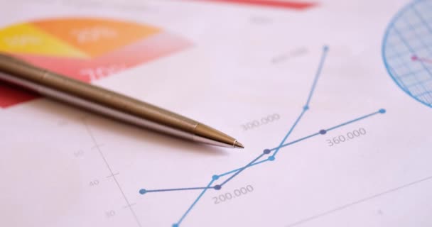 Analysis Financial Reports Linear Statistical Charts Business Graph Ballpoint Pen — Stock videók