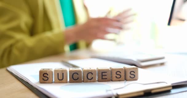 Office Table Wooden Cubes Written Success Close Woman Rejoices Applauds — Wideo stockowe