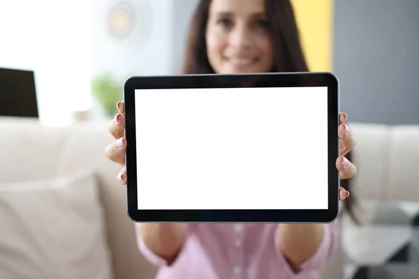 Woman Holding Black Tablet Advertising Banner Applications Gadgets Concept — ストック写真