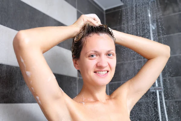 Young Beautiful Woman Shower Bathroom Portrait Happy Joyful Woman Shower — Foto de Stock