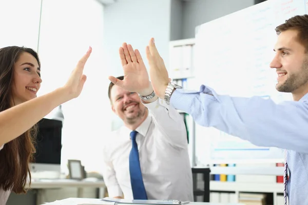 Overjoyed Team Employees Gives Five Celebrating Success Business Achievements Excellent — Foto de Stock