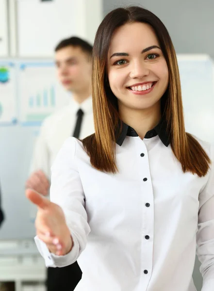 Smiling Young Business Woman Politely Greets Company Office Business Consultant — Stockfoto