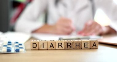 Doktor, tedavi, kabızlık ve ishalin önlenmesi. Bağırsak mikroflorası, probiyotik ve sağlık konsepti