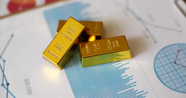 Бізнес Фінансові Графіки Золоті Батончики Крупним Планом Прибуткові Фінансові Інвестиції — стокове відео