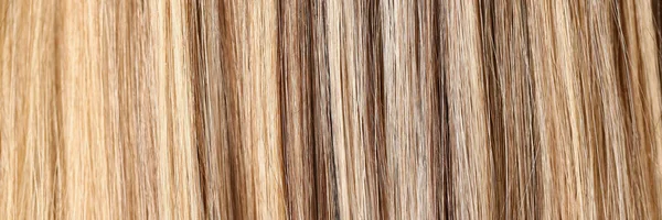 Detailní Záběr Ženských Vlasů Zvýraznění Procedury Salonu Krásy Lesklé Odstíny — Stock fotografie