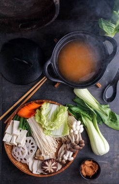 Miso Hot Pot, vegan miso nabe malzemeleri.