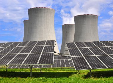 Güneş enerjisi panelleri daha önce bir nükleer enerji santrali
