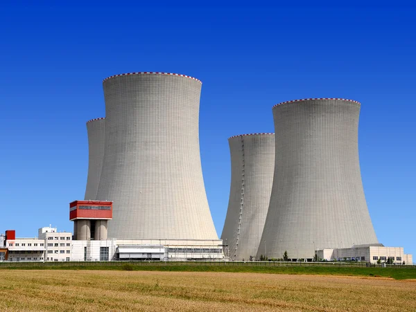 Pembangkit listrik tenaga nuklir — Stok Foto