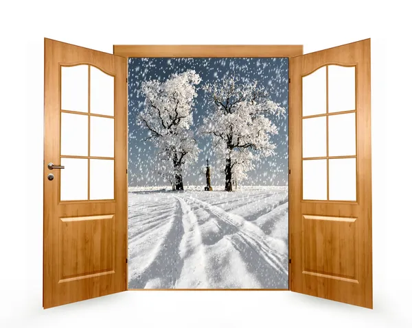 Open the door to the winter landscape — Stock Photo, Image