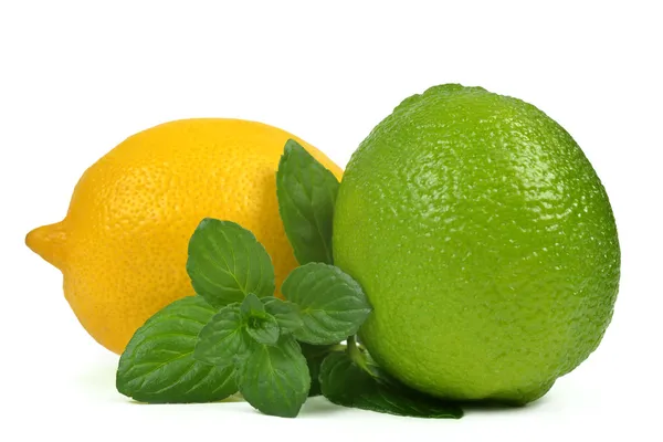 Limon ve limes ile nane yaprakları — Stok fotoğraf