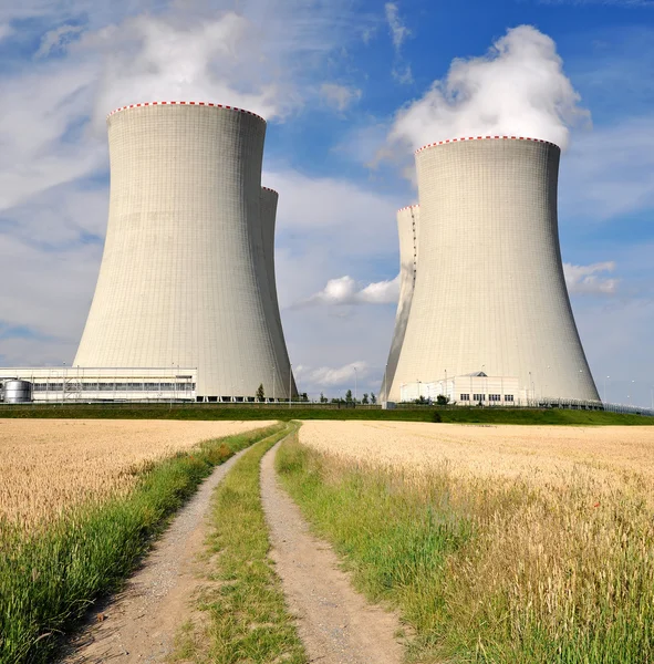 Nuclear power plant — Stock Photo, Image