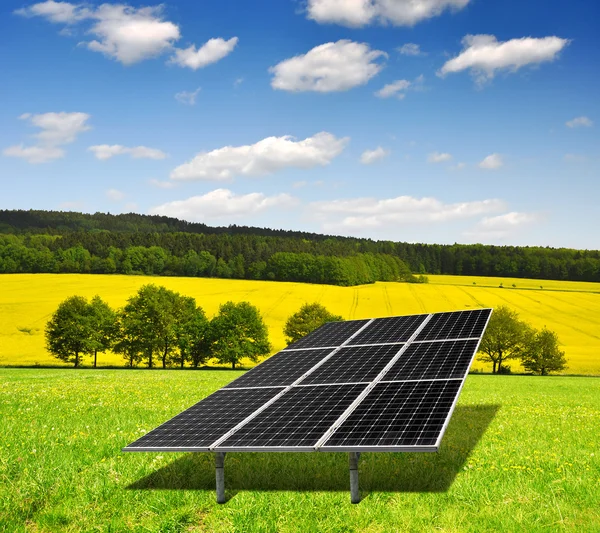 Zonne-energie panelen — Stockfoto