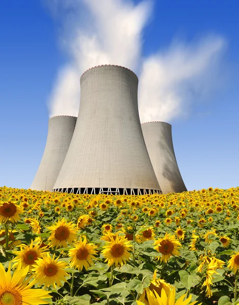 Centrale nucleare — Foto Stock