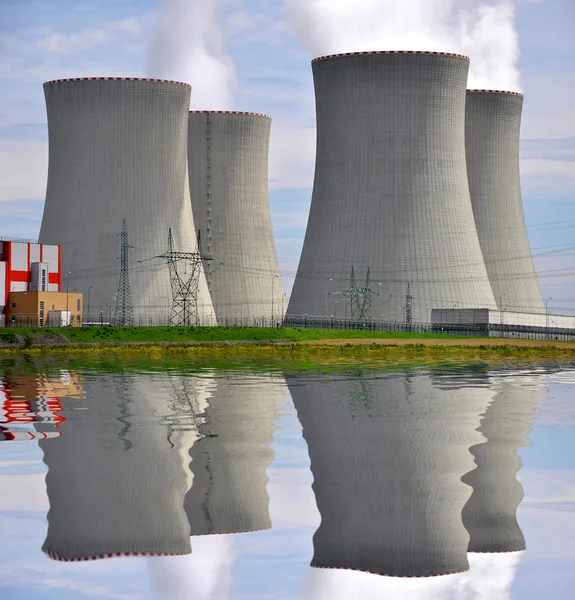 Nuclear power plant — Stock Photo, Image