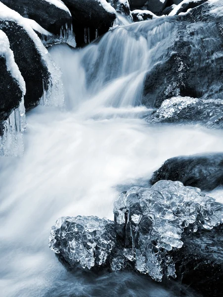 Winter creek — Stock Photo, Image