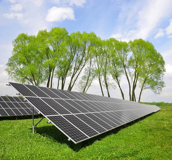 Zonne-energie panelen — Stockfoto