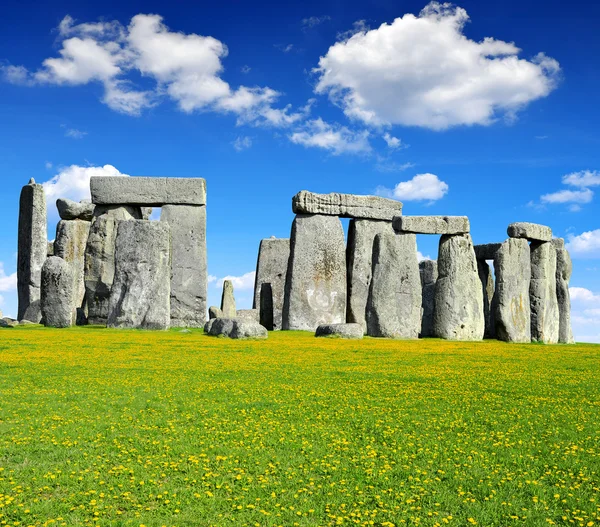 Stonehenge with dramatic sky in England — Stock Photo © samot 107990884