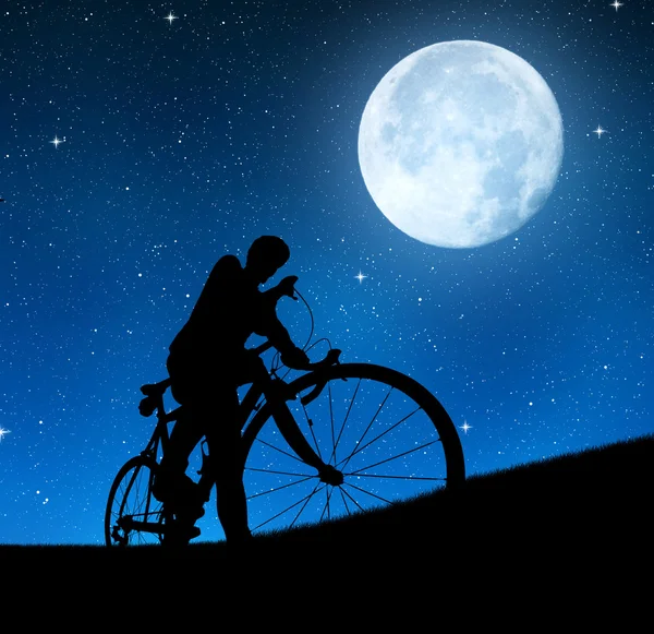 Sylwetka rowerzysta — Zdjęcie stockowe