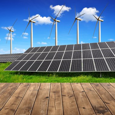 Güneş enerjisi panelleri ve rüzgar türbinleri