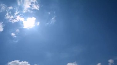 Hareket eden bulutlar