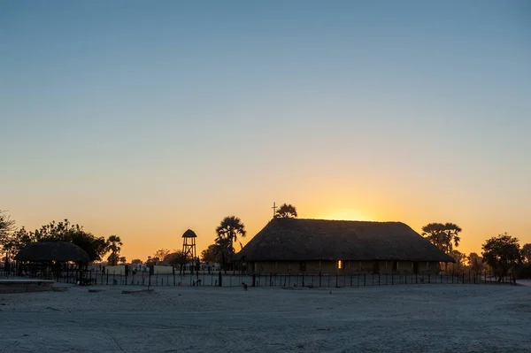 Pôr do sol no missionário finlandês em Omandongo — Fotografia de Stock