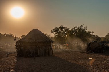 Himba Köyü 'nün arka plan görüntüsü
