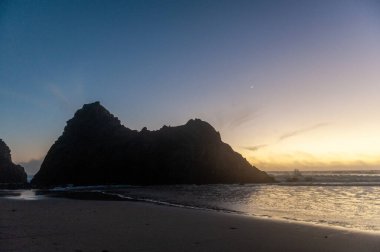 Pfeiffer plajında gün batımı