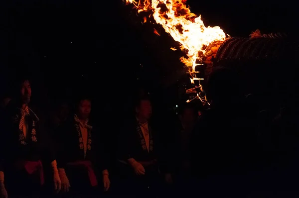 Chinkasai Fire Festival ve svatyni Itsukushima — Stock fotografie