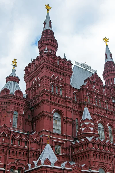 モスクワ。赤の広場の歴史的博物館の建物の建築の細部 — ストック写真