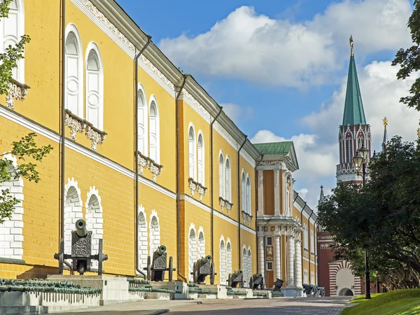 В Москве. Архитектурные детали зданий Московского Кремля — стоковое фото