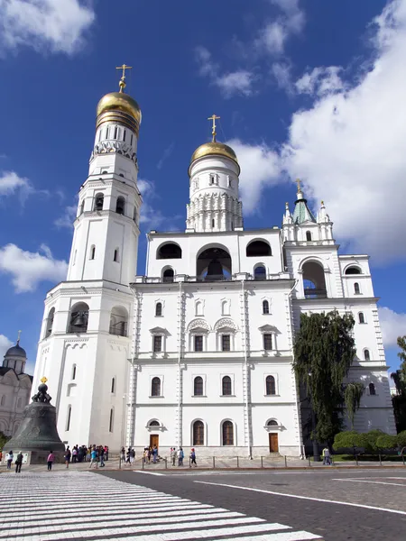 モスクワ。モスクワのクレムリンの大聖堂広場 — ストック写真