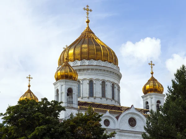 Moskou. gouden koepels van de kathedraal van Christus de Verlosser — Stockfoto