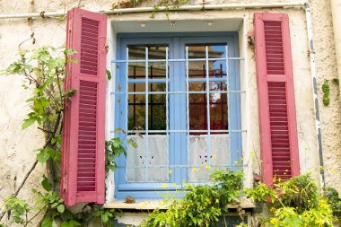 Ekim 2013 yılında cote d'azur, Fransa. eski Fransız Antibes şehir tipik mimari detaylar