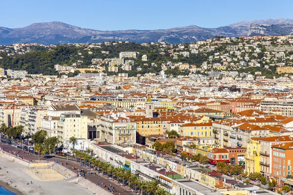 Francia, Niza. Vista de la ciudad desde la colina Chateau — Foto de Stock