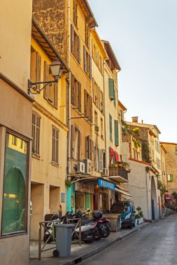 Fransa, antibes, 12 Ekim 2013. tipik bir kent görünümü