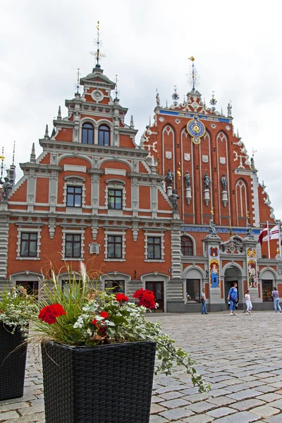 Riga, Letland. handelaren huis van mee-eters, de mooiste huis in de stad — Stockfoto