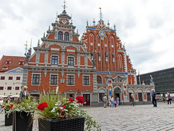 Riga, Lettland. köpmän Svartbrödrahuset, den vackraste hus i staden — Stockfoto