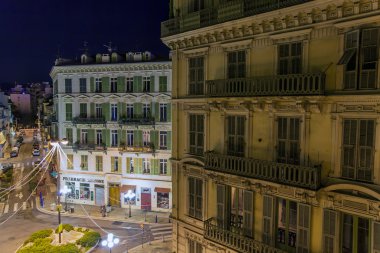 Fransa, güzel. Şehir gece görüntüsü