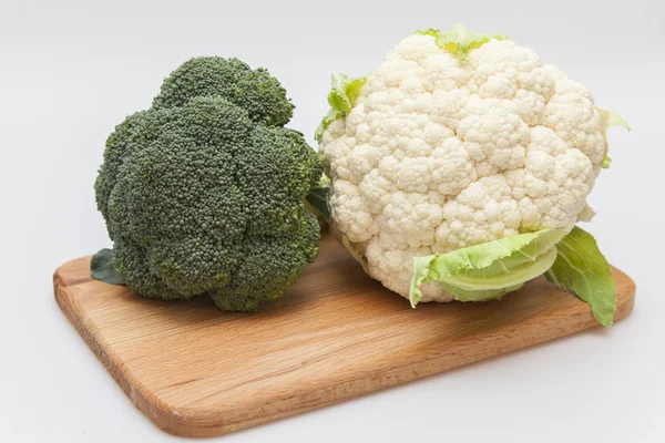 Cauliflower and broccoli — Stock Photo, Image