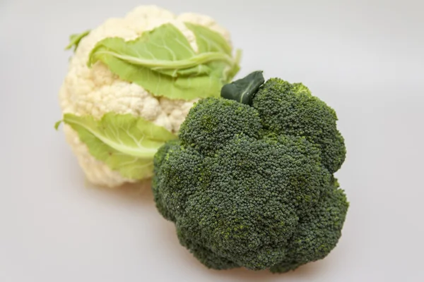 Karnabahar ve brokoli — Stok fotoğraf