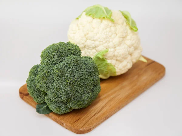 Cauliflower and broccoli — Stock Photo, Image