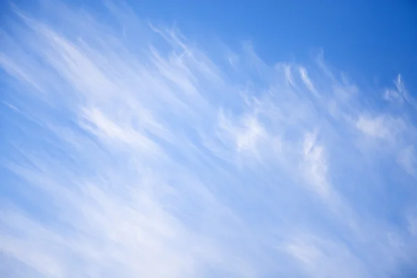 白い雲と天の風景 — ストック写真