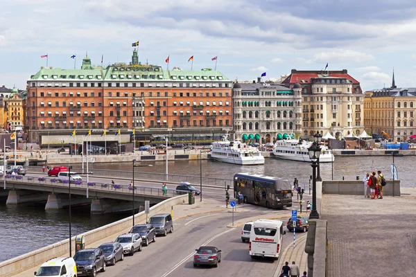 Stockholm. Pemandangan kota dari esplanade Istana Kerajaan — Stok Foto