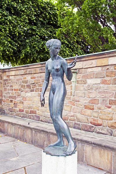 Stockholm , Sweden. Sculpture in the urban environment — Stock Photo, Image