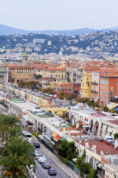 Francie, nice, 14 října 2014. pohled na promenade des anglais z kopce zámek — Stock fotografie