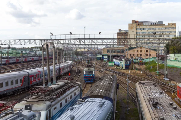 Železniční tratě ve městě — Stock fotografie