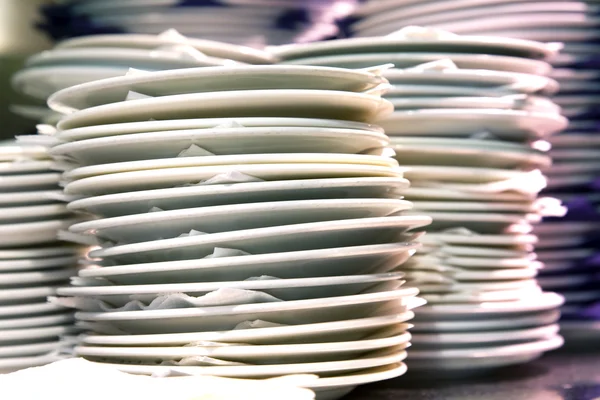 A stack of dishes in the restaurant — Stock Photo, Image