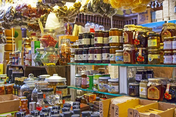 Stockholm , Sweden. The interior of the central market . Swedish Trade products — Stock Photo, Image