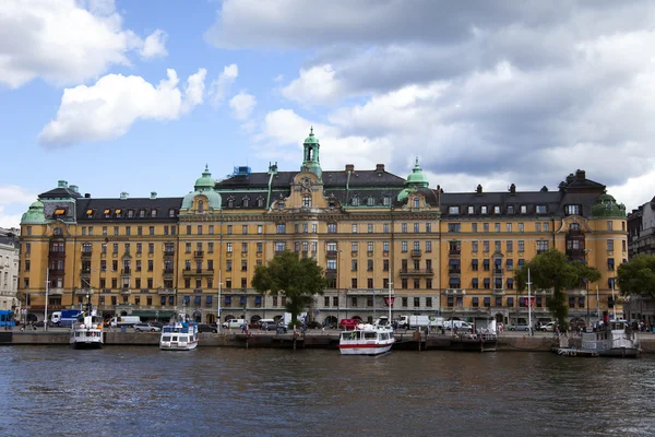 Stoccolma, Svezia. Dettagli tipici dell'architettura scandinava. Fronte mare — Foto Stock